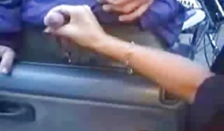 بابا عکس سکسی گی جدید و صورت بزرگش را در گاراژ گرفت