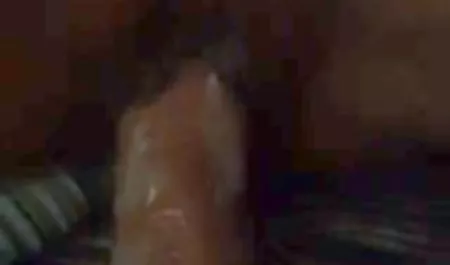 ستاره ویکسن لیلا وقتی همسر عکس جدید سکس خارجی خود را نگه می دارد ، خود را مشغول نگه می دارد