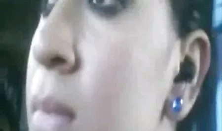 آلوندرا فلورس به عکسهای سکسی کارتونی جدید من فریاد زد