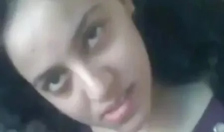 Naughty America Night ناتالی سعی می کند جلوی دوستانش لباس زیر عکس سکسی سوپر جدید زنانه بگذارد